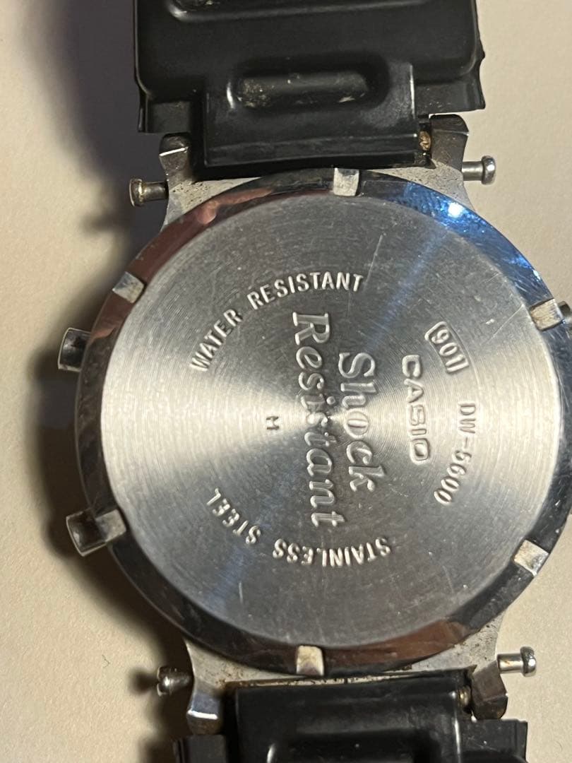 CASIO G-SHOCK dw-5600 901 スクリューバック