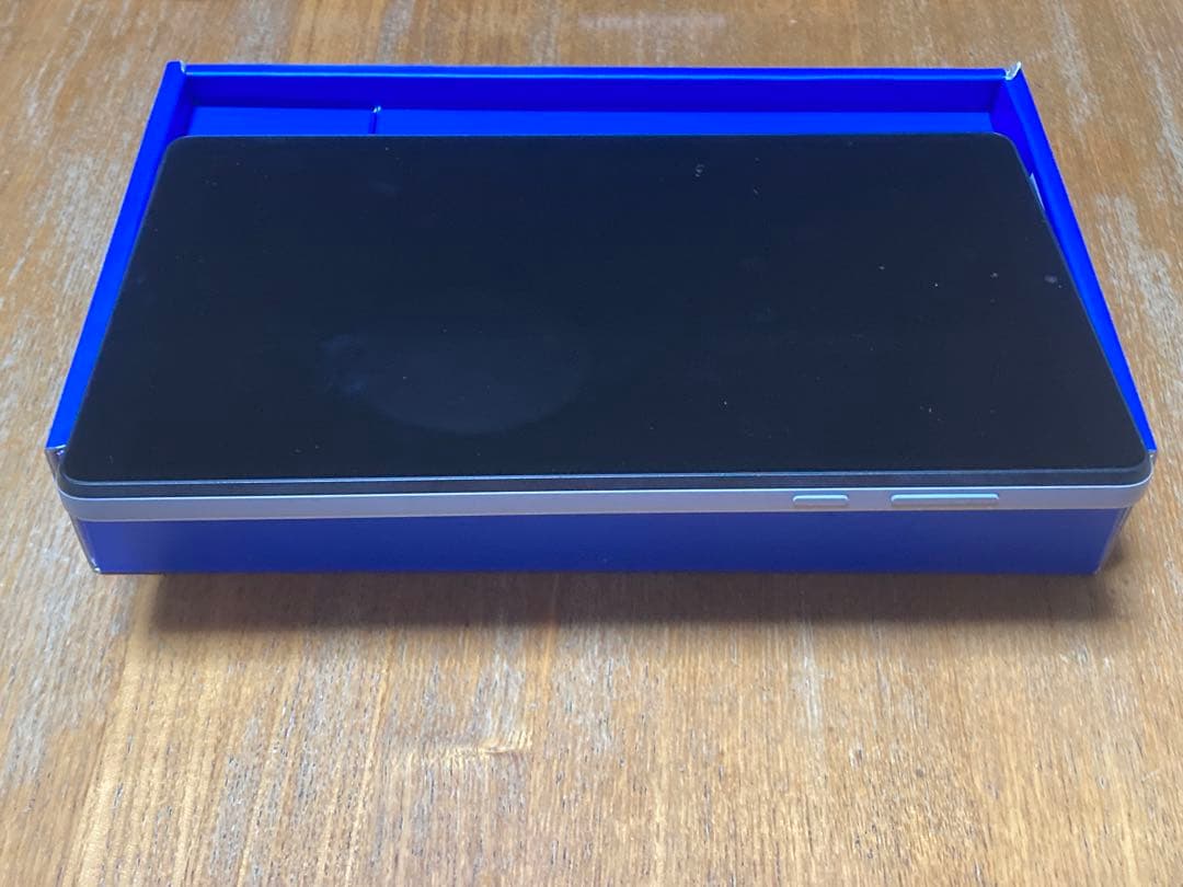 NEC LAVIE Tab T8 新品相当