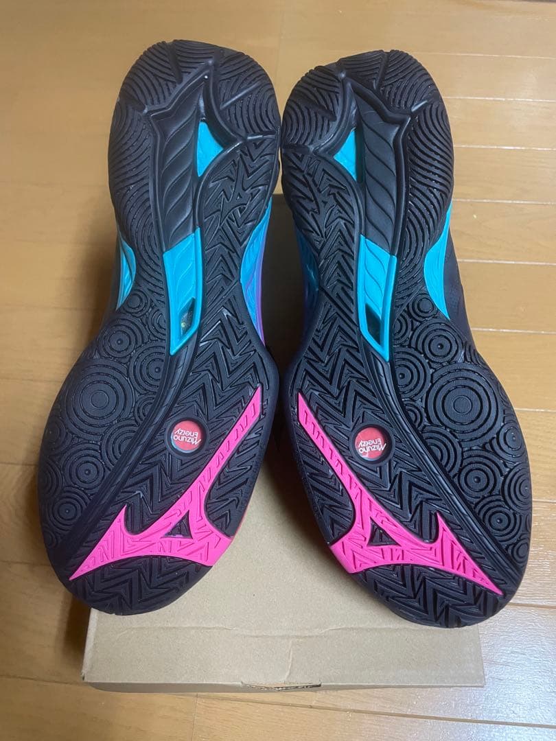 ミズノ　wavefang2fit 27cm 新品