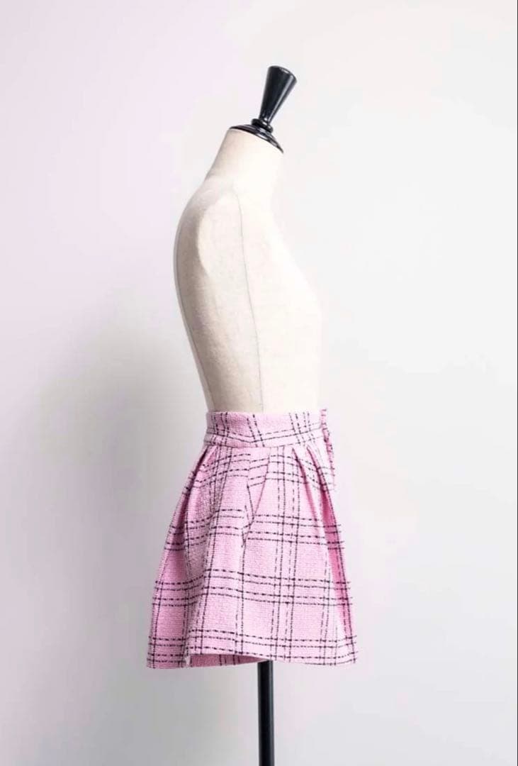 新品　シェリエ　ショートパンツ　ピンク　S