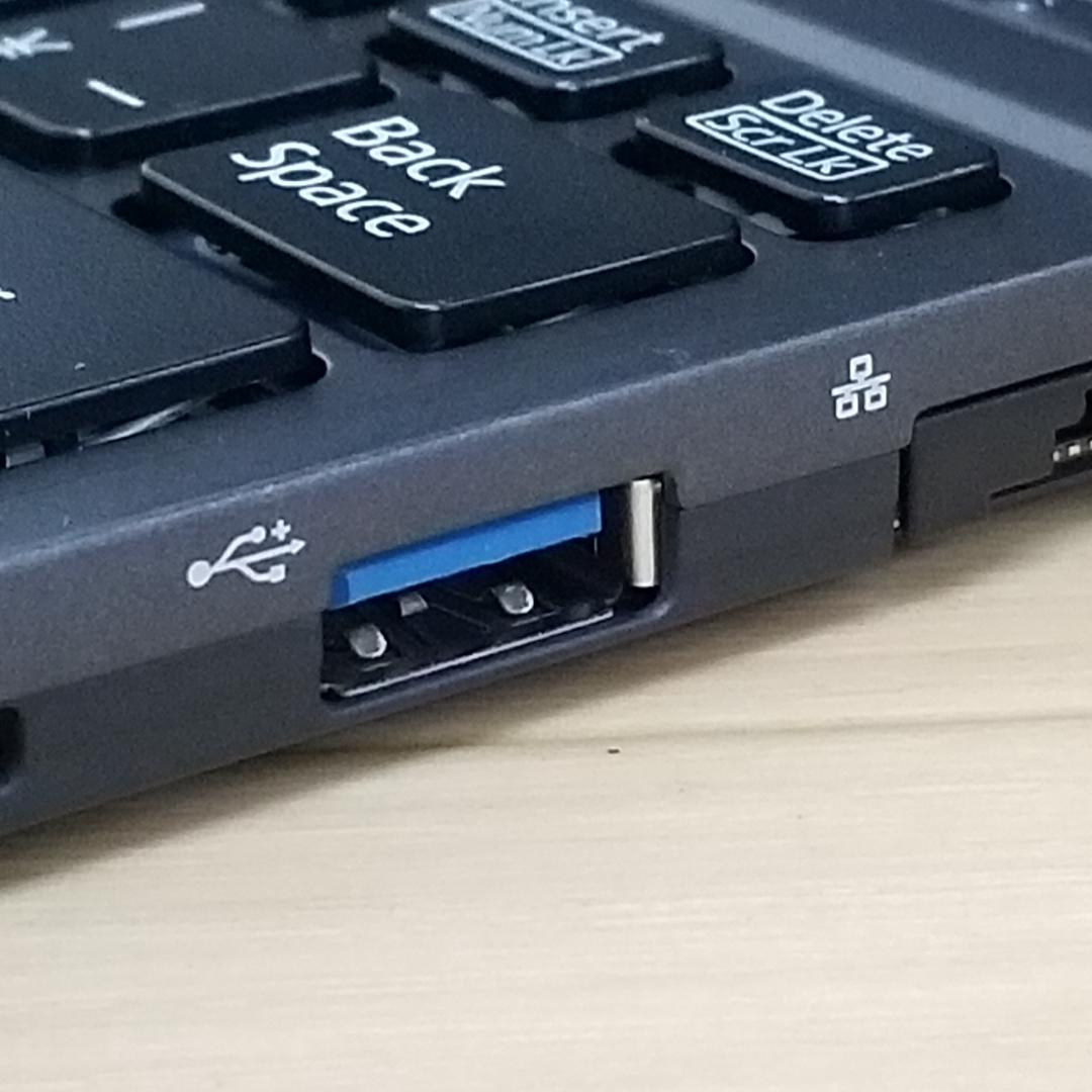 美品 軽量 小型 即使用可 PC ノートPC Fujitsu(E1610)
