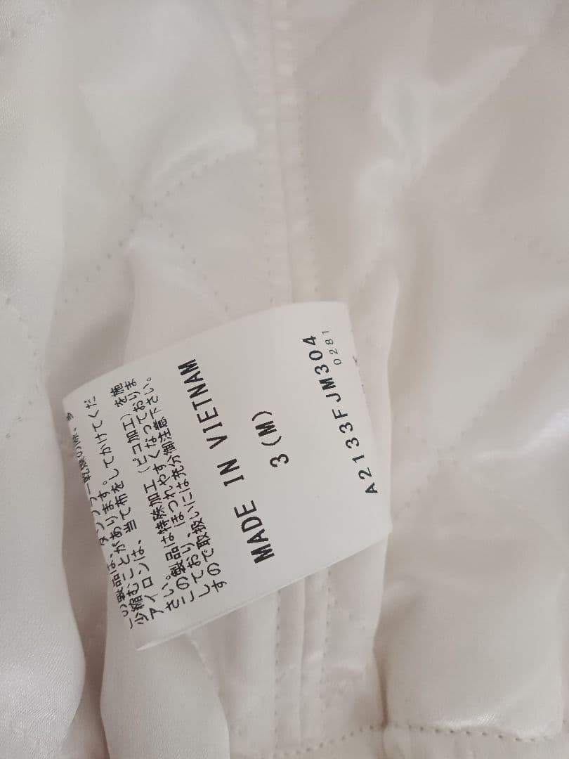 【ゆきゆき♡】　　美品　ピンクハウス　コスモス柄ブルゾン