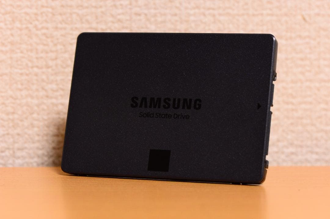 Samsung 860 QVO 1TB 内蔵型SSD