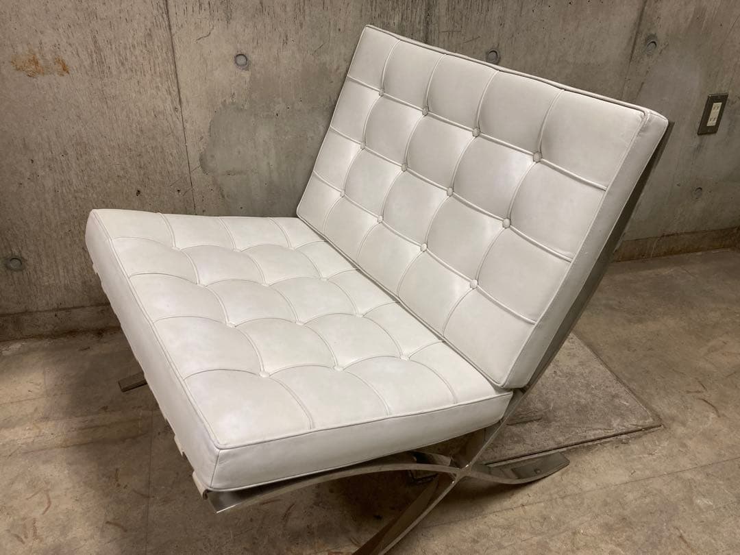 定価160万! 名作 良品 正規Knoll 白 バルセロナ チェア②オットマン