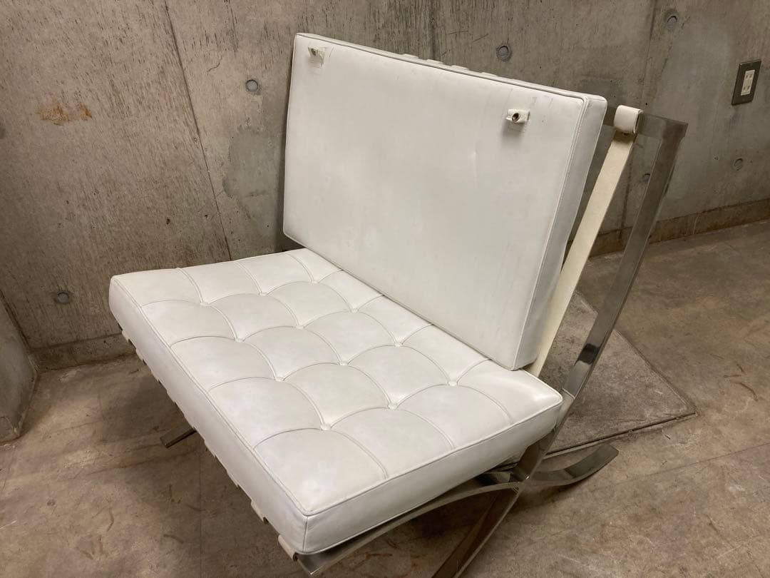 定価160万! 名作 良品 正規Knoll 白 バルセロナ チェア②オットマン