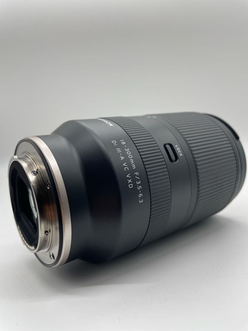 【美品】タムロン18-300mm 3.5-6.3 Di III ※Eマウント