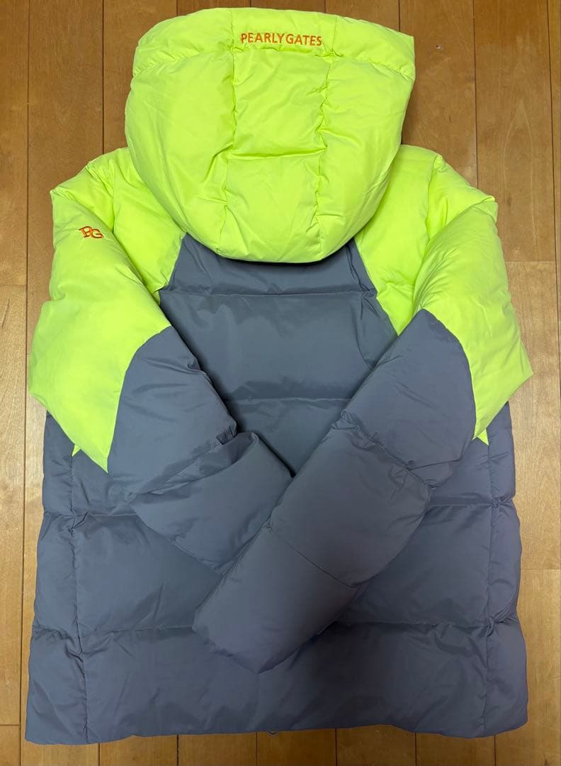 未使用 パーリーゲイツ バイカラー光電子 ダウン パーカー サイズ2（L）