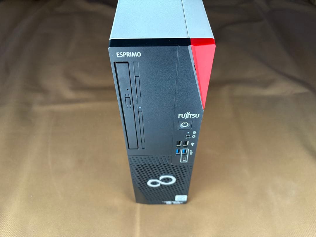 富士通 ESPRIMO 第10世代i3 メモリ16G SSD256G Win11