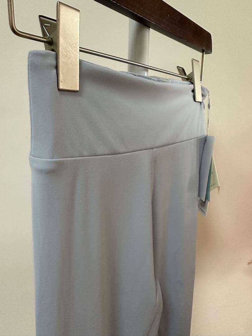 エミヨガ新品2点セット❗️イプサコラボサステナレッチユニティーレギンス&ブラトップ