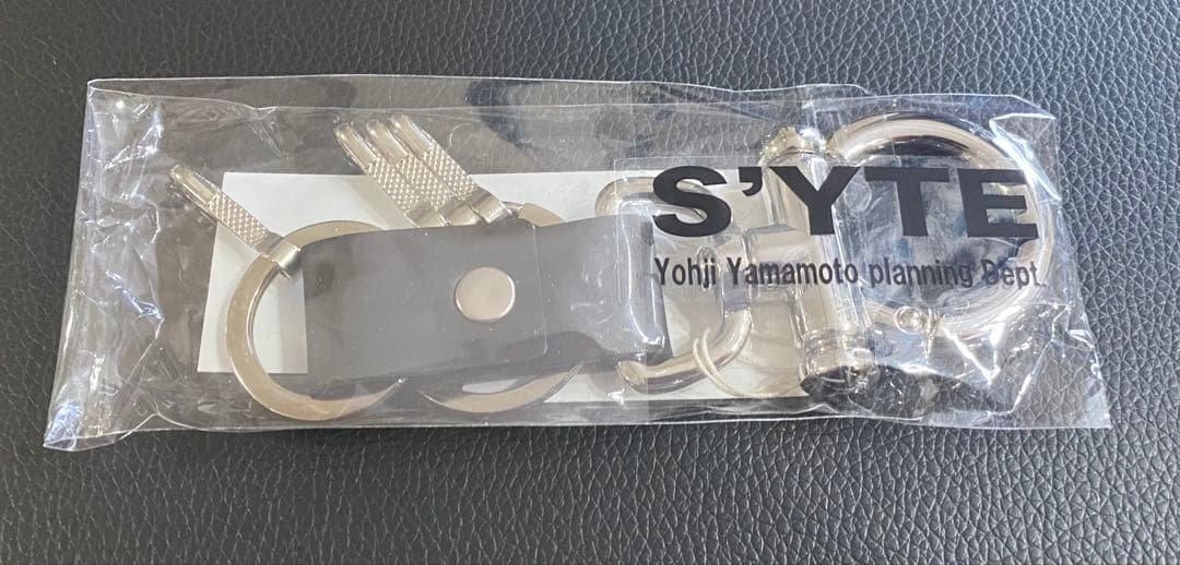 小物 S'YTE BAR STYLE LEATHER STRAP KEY FLOCK