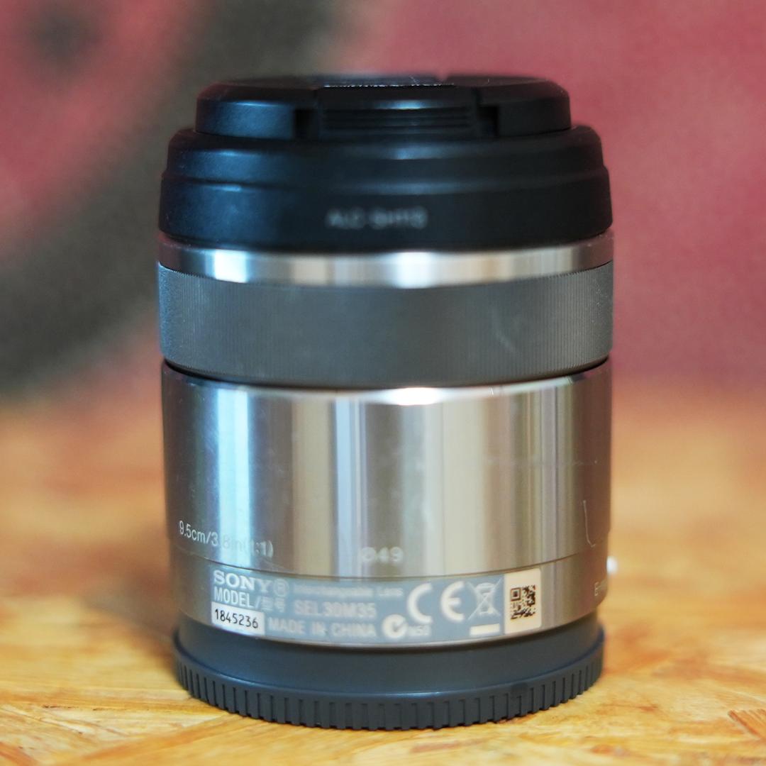 SONY SEL30M35 E 30mm F3.5 Macroレンズ