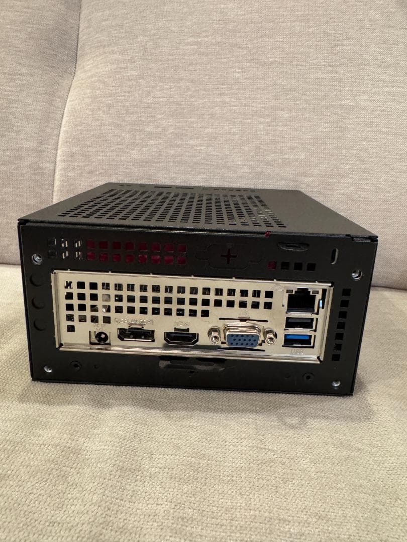 コンパクトデスクトップPC i5-8400 メモリ4GB