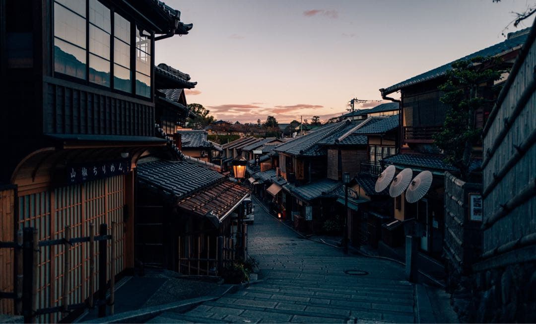 【早い者勝ち/値段交渉可/作例あり】LEICA Q2 + ハーフレザーカバー