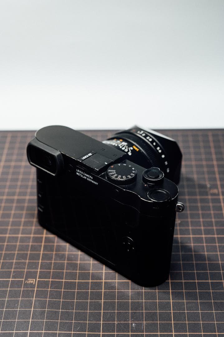 【早い者勝ち/値段交渉可/作例あり】LEICA Q2 + ハーフレザーカバー