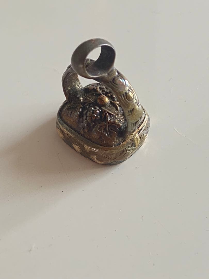 希少！アンティークのグリーンアゲート／インタリオ付きフォブシール