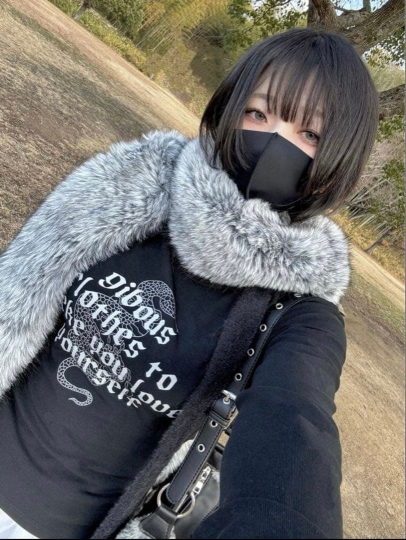 gibous×dependoll うさ耳ファーマフラー