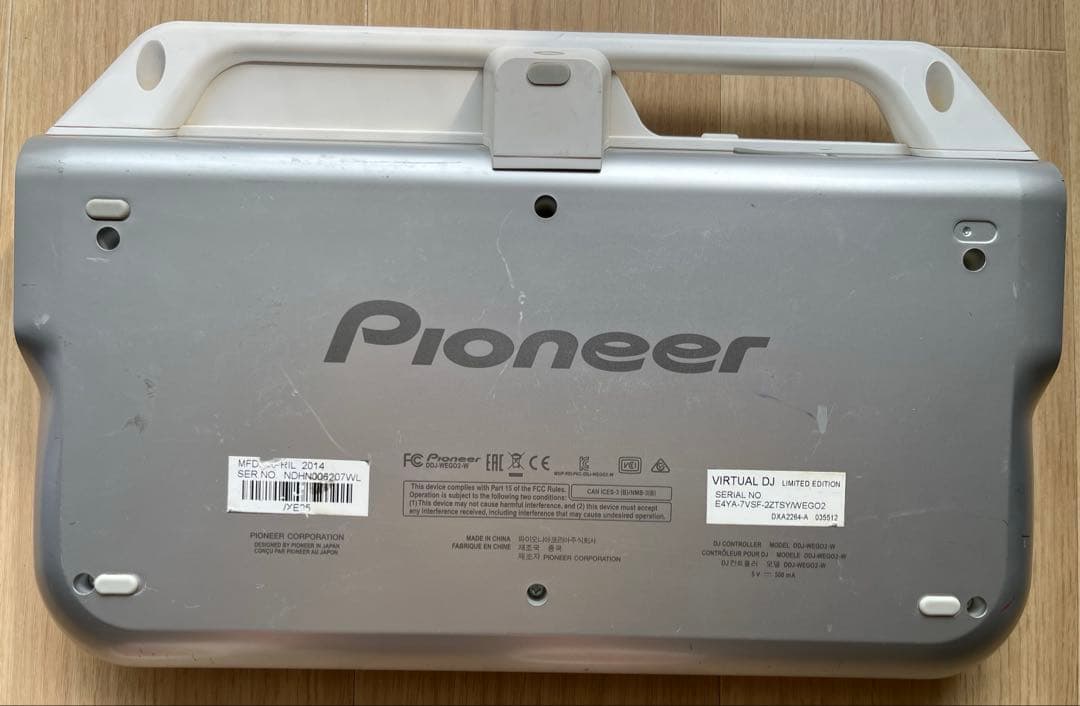 11 Pioneer DJコントローラー DDJ-WeGO2