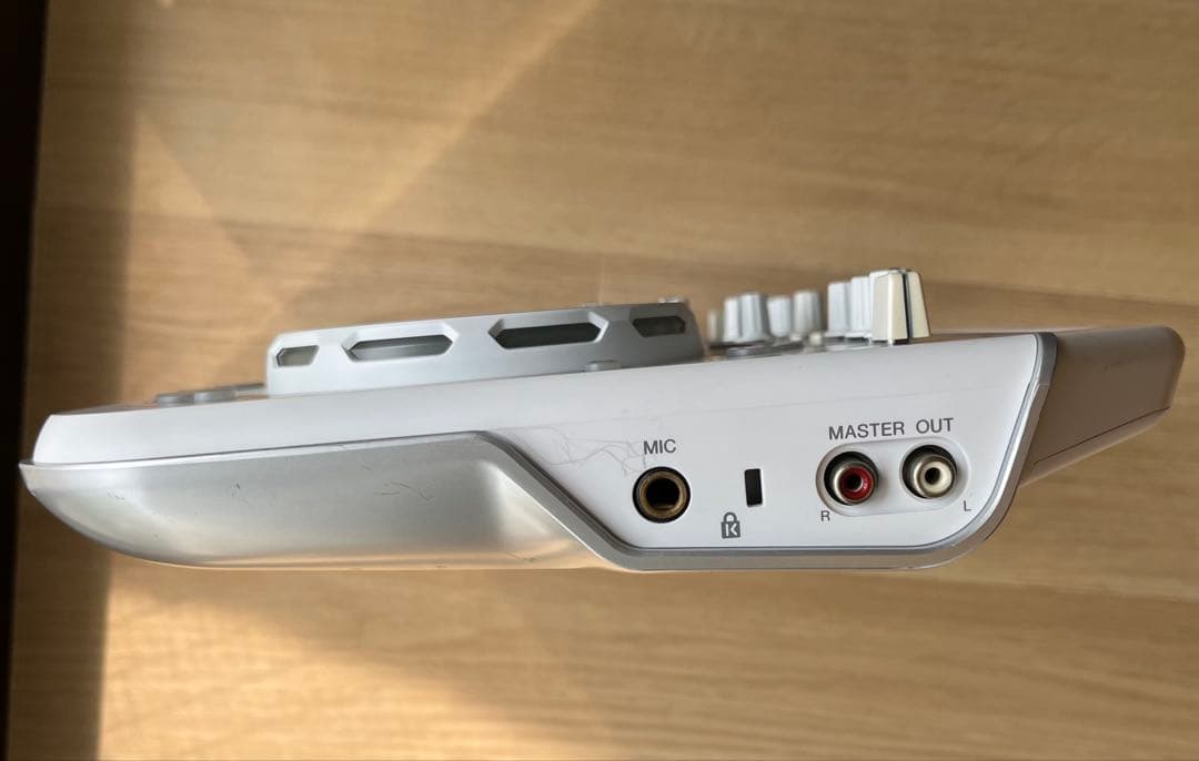 11 Pioneer DJコントローラー DDJ-WeGO2