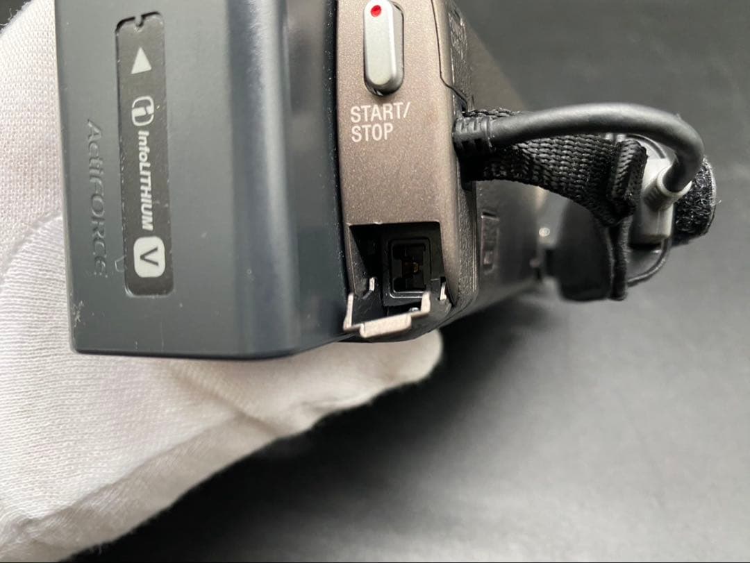 ★SONY ハンディカム ビデオカメラ HDR-CX680 2018年製