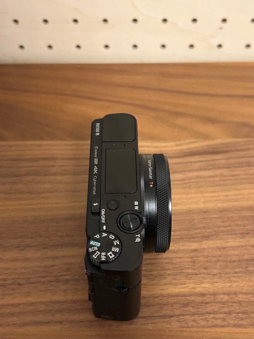 デジタルカメラ SONY Cyber-shot DSC-RX100M6