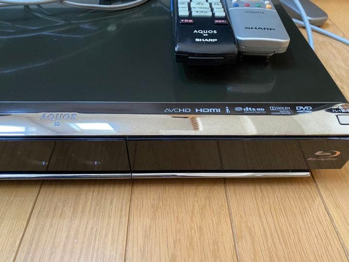 SHARP AQUOS46型テレビ＆ブルーレイディスクレコーダー