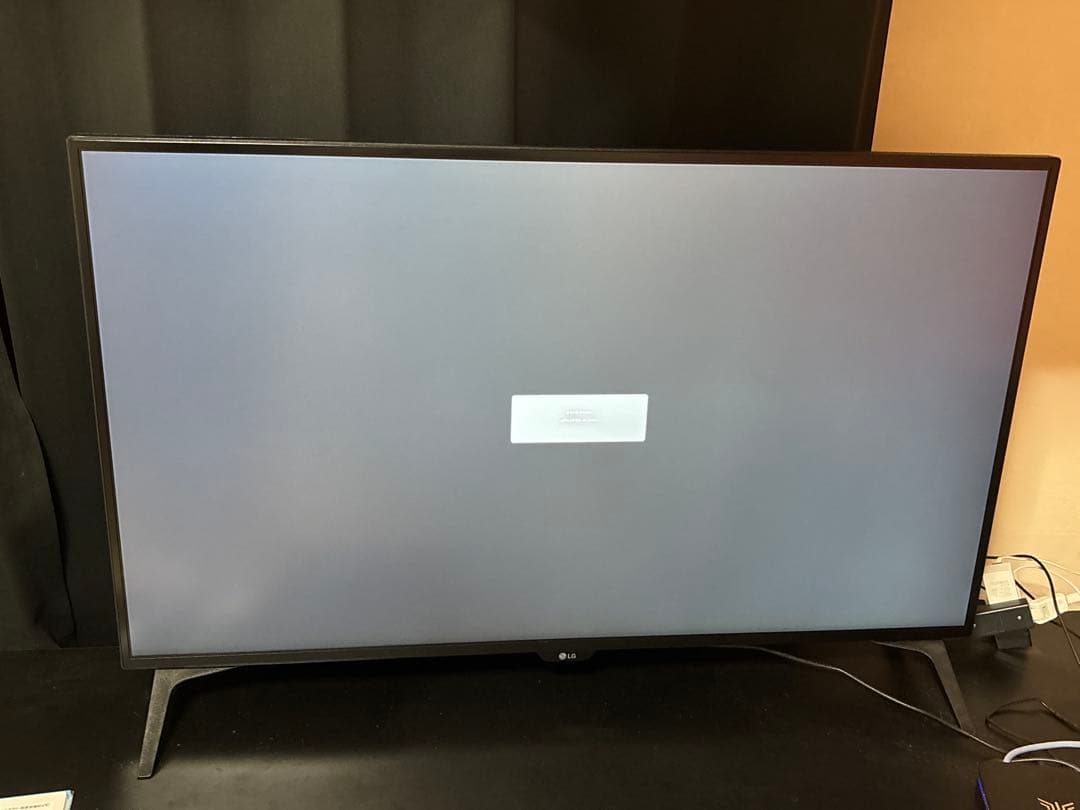 43UN700T-B LG 42.5インチ IPSモニター　2024年製造品