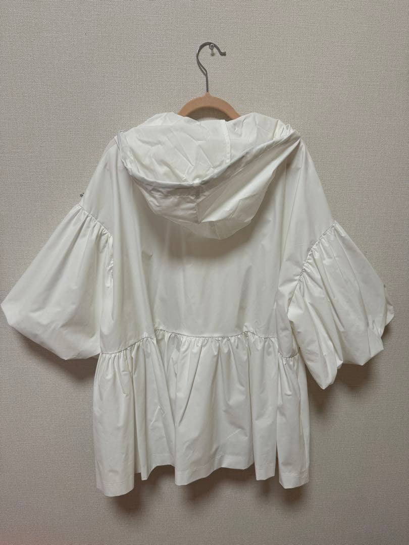 バルーンスリーブ雨よけライトコート（Marge）