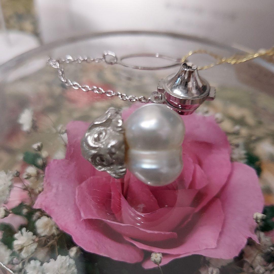 本日値下げ　新品　ホワイトゴールド　犬モチーフ南洋真珠タイタック　男女兼用