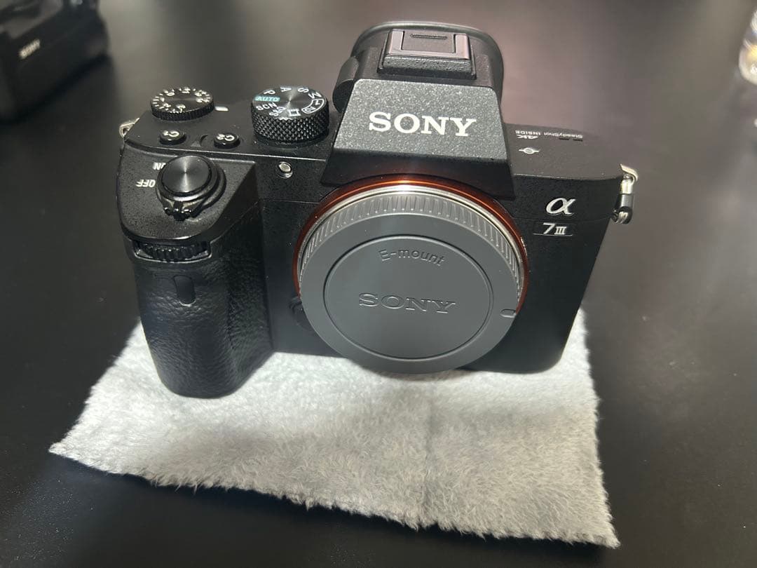 ゆ*様 SONY α7Ⅲ ミラーレス一眼レフカメラ