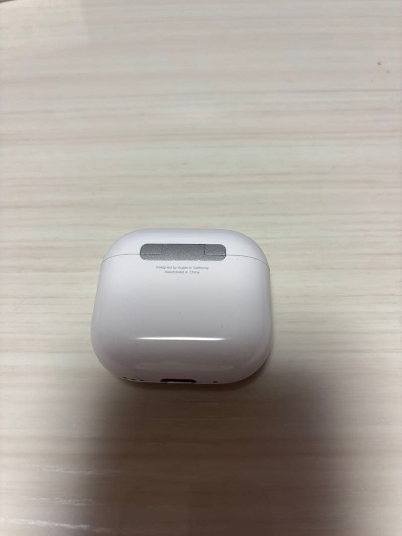 Apple AirPods 4世代　ANC搭載モデル　ノイキャン対応　本体セット