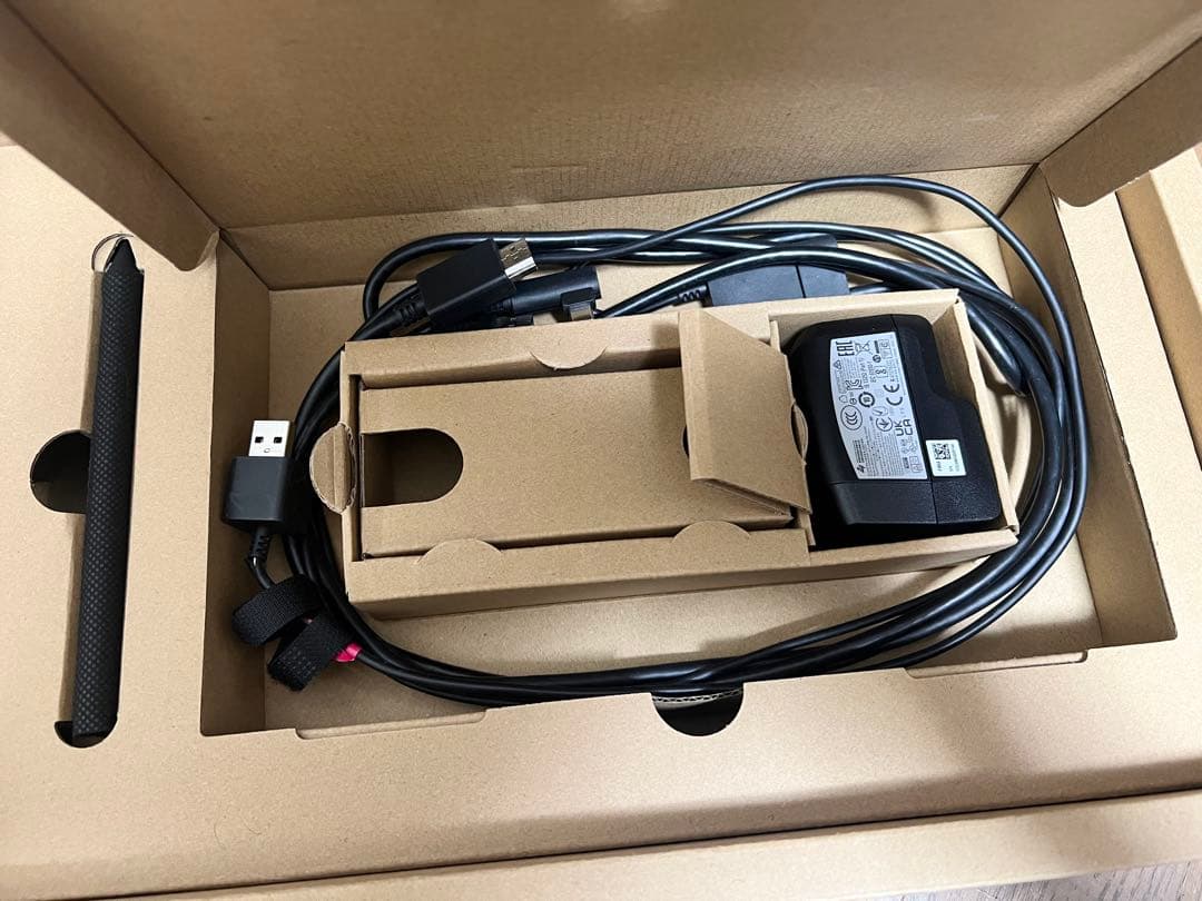 液タブ・ペンタブ Wacom One Creative Pen Display