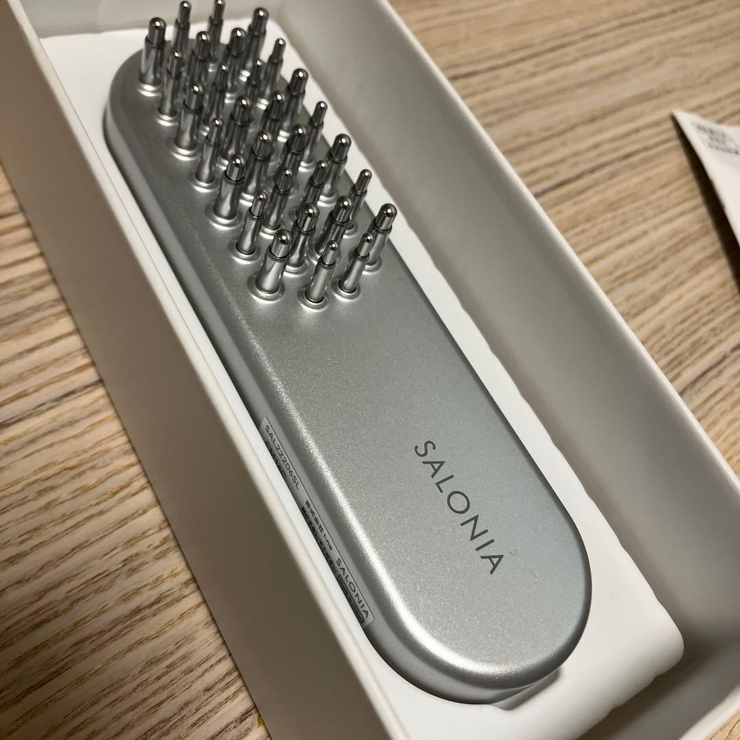 【美品】サロニア　EMSリフトブラシ