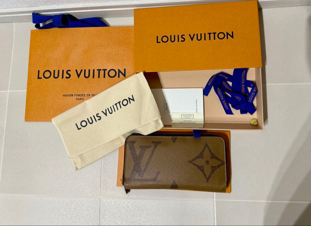 正規品 ルイヴィトン ジッピーウォレット モノグラムジャイアントリバース