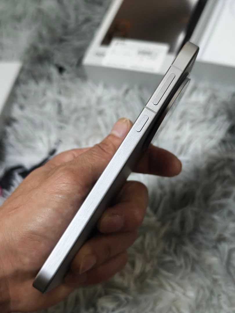 Oppo Find X8 シルバー 本体 global