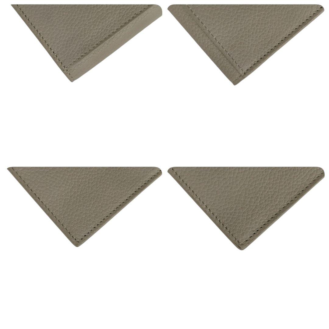 サンローラン　名刺入れ　ビジネスカードホルダー　アイボリー　ベージュ