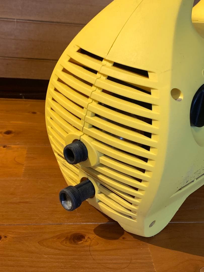 ケルヒャー 高圧洗浄K3.70回転ネジタイプ 動作確認済み K3 洗車 外壁