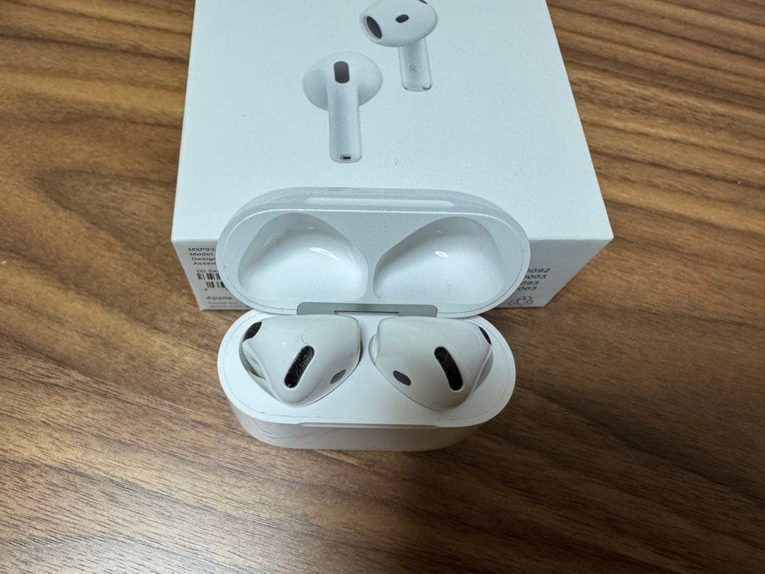 Apple AirPods4 ノイズキャンセリング搭載モデル USB-C