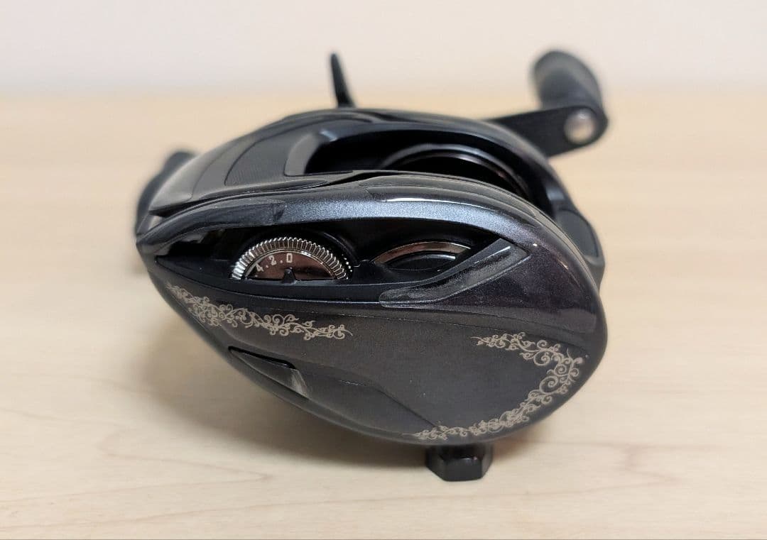 【超超美品】GAN CRAFT ガンクラフト T3 MAGO ベイトリール