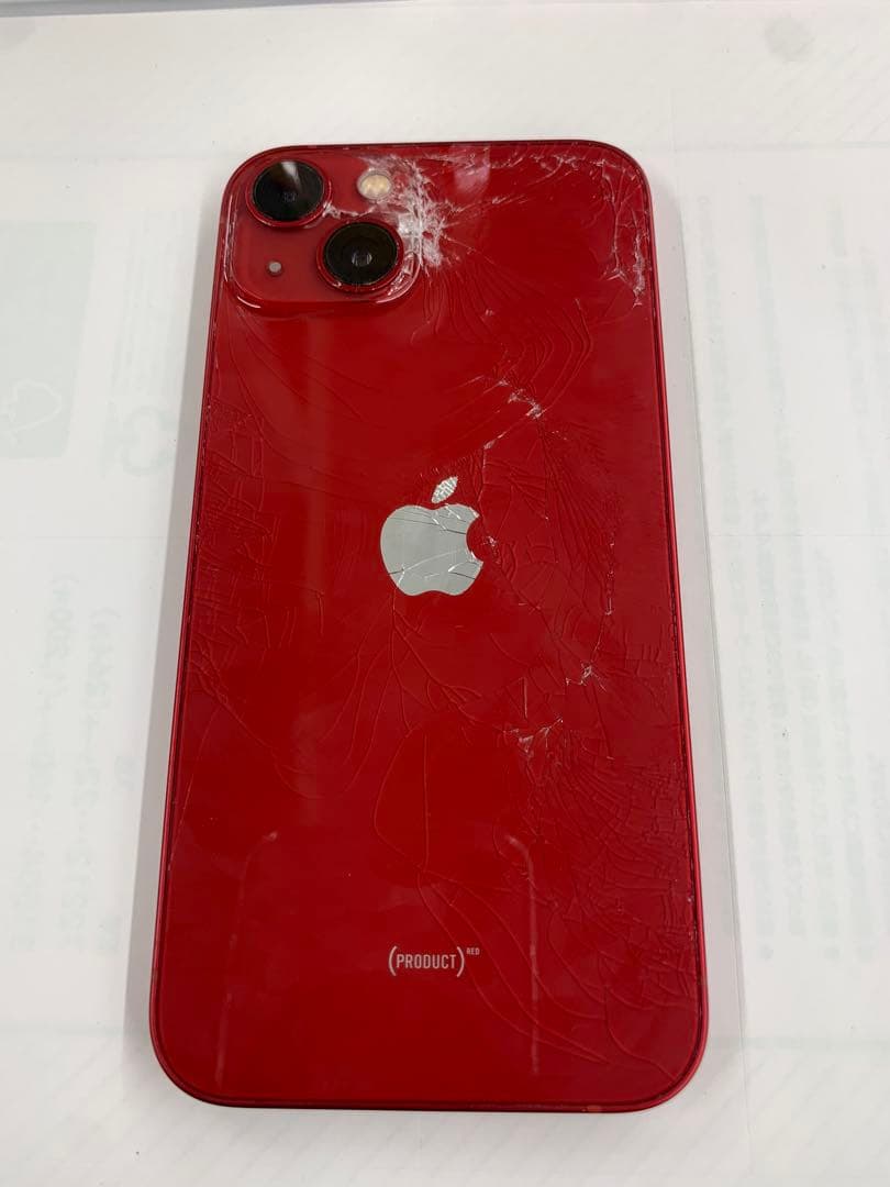 iPhone 13 128 レッド　背面画面割れ