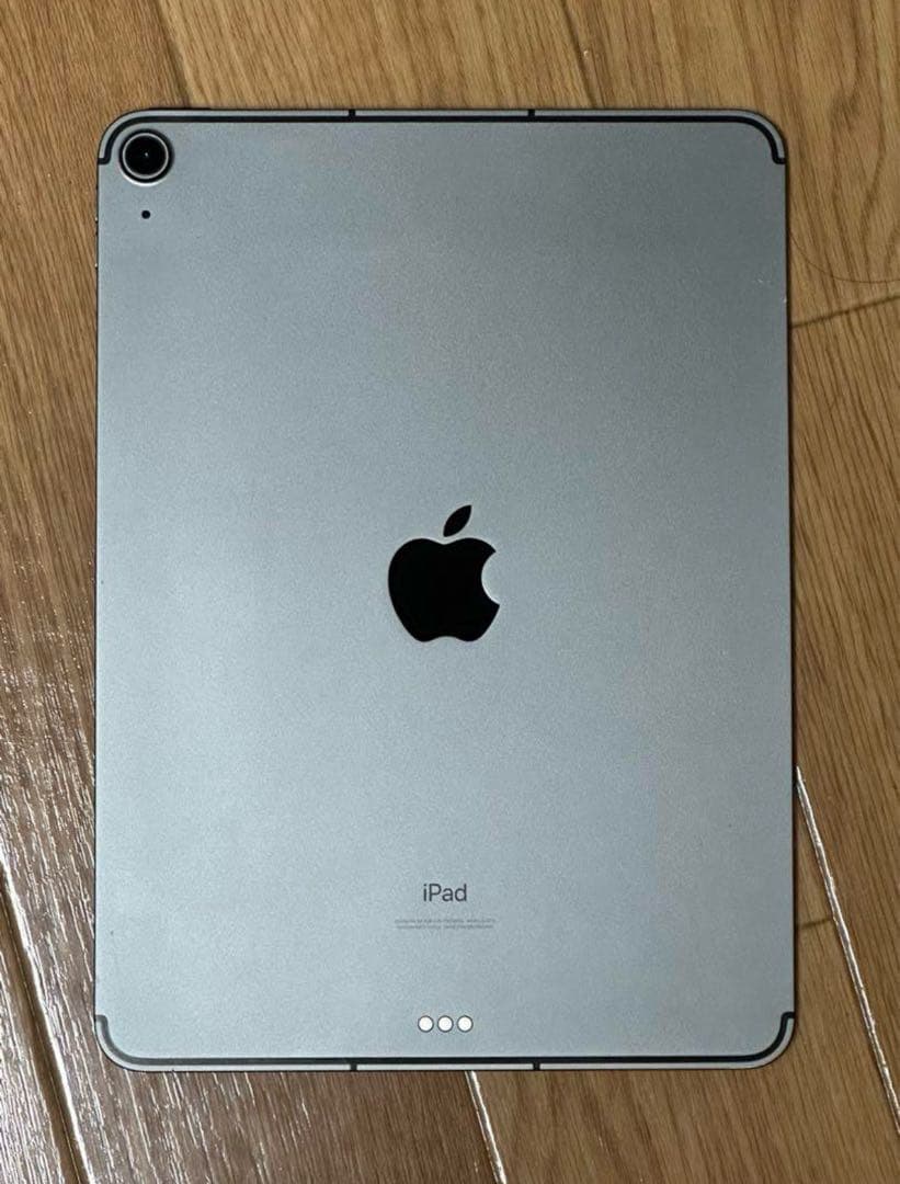 iPad スペースグレー本体simフリーキーボード ケース付き