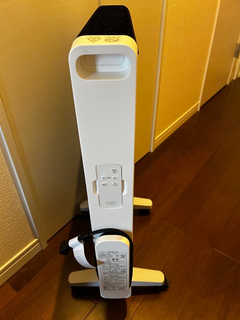 美品[温度設定運転] 遠赤軽量ヒーター かるポカ