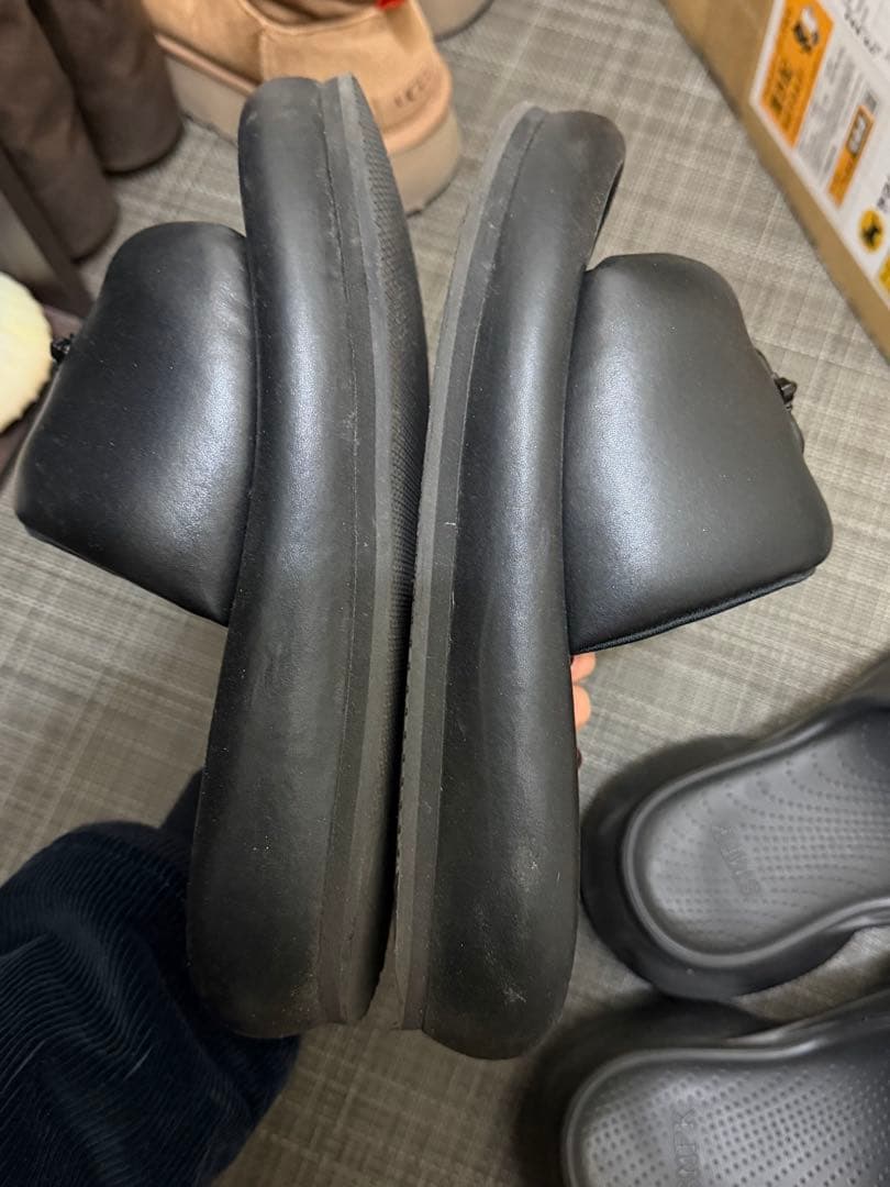 SMFK ブラックバルーン厚底サンダル