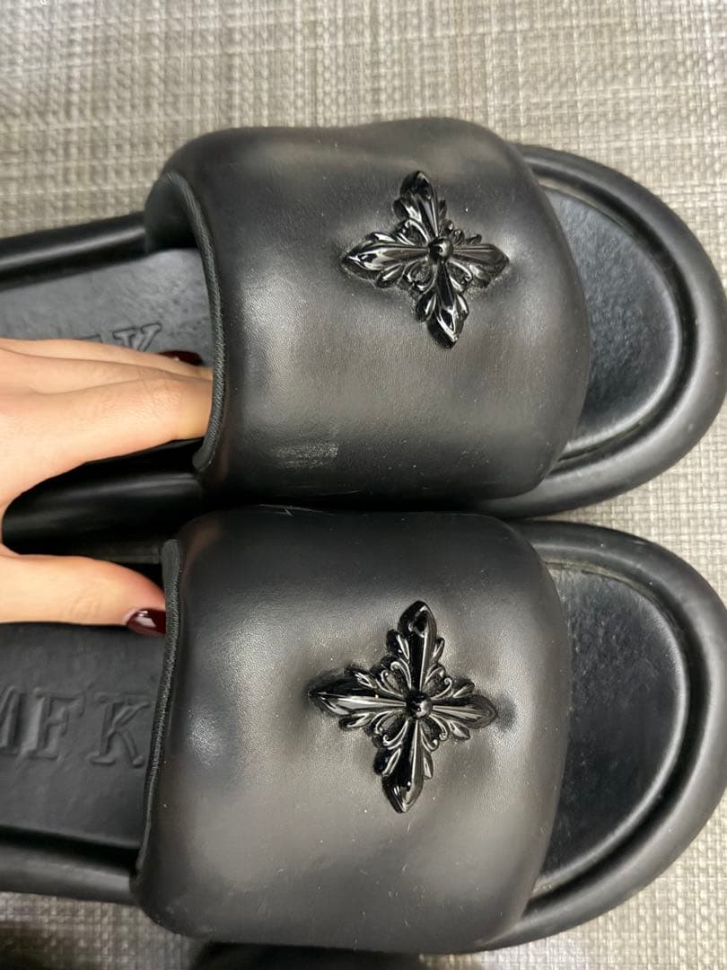 SMFK ブラックバルーン厚底サンダル