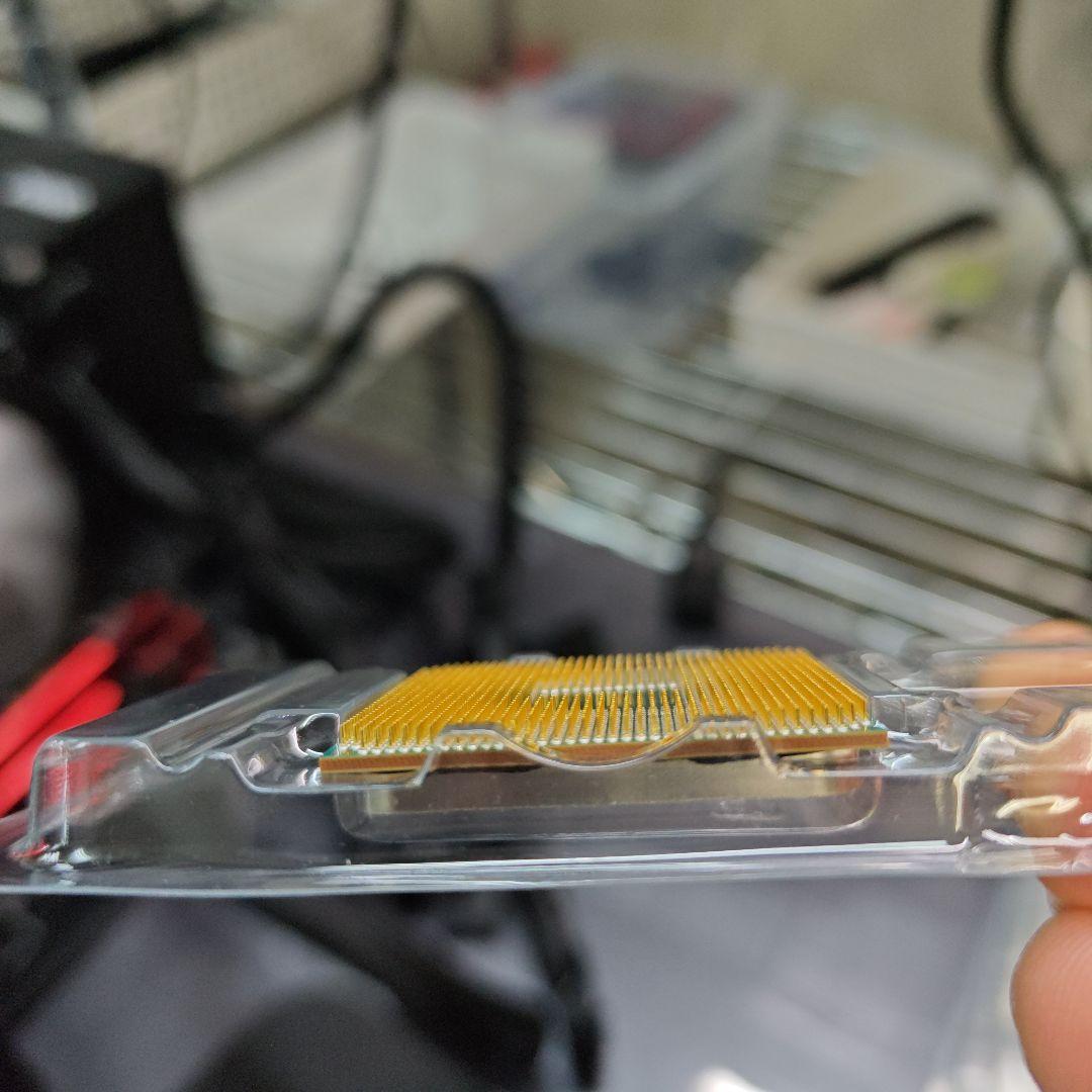 AMD Ryzen 7 5700X3D ⑩