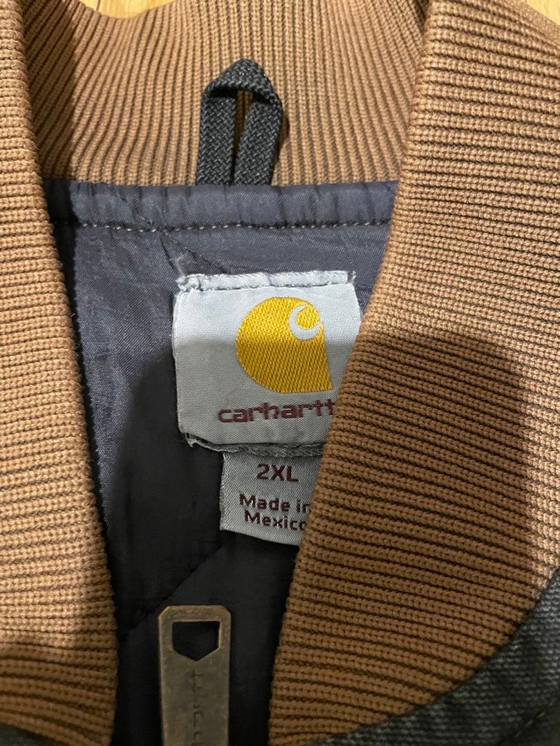 Carhartt ダック生地　ブラック ダウンベスト 2XL カーハート