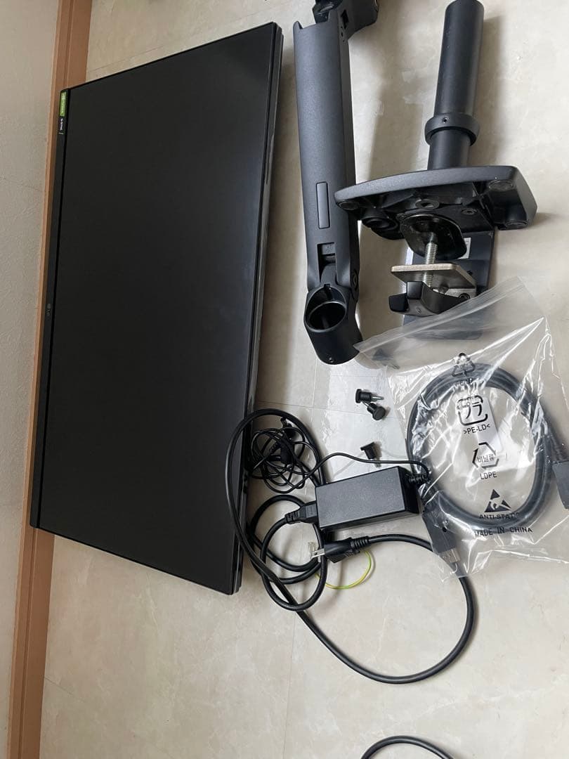 UltraGear 27GN650-B 27インチ ゲーミングディスプレイ