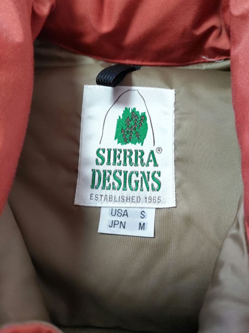 ダウンジャケット