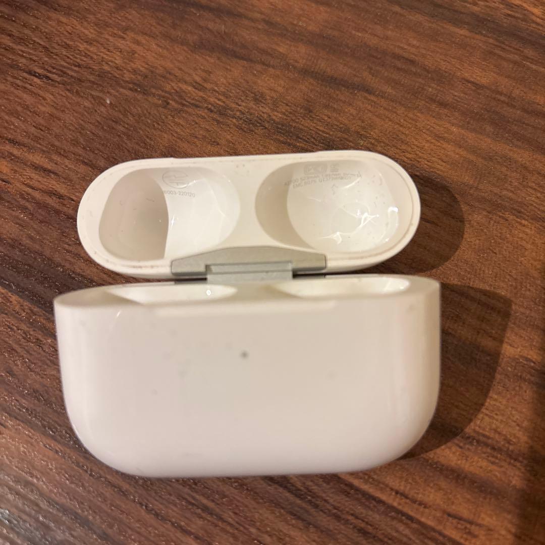 AirPods Pro本体 ホワイト 右耳イヤホン付き