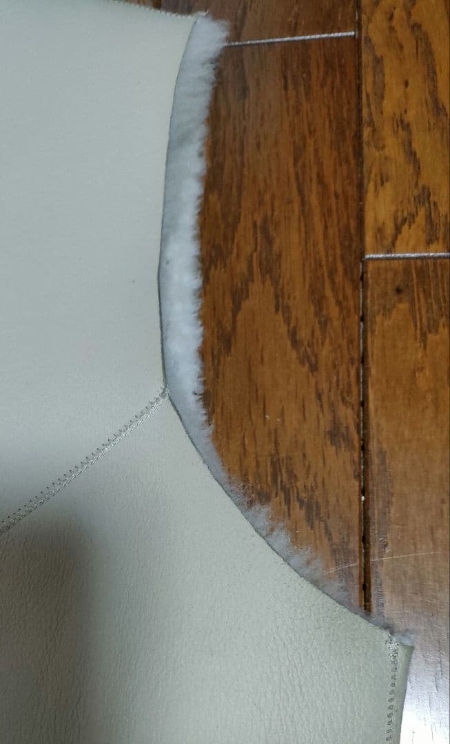 Traduireトラデュイール　羊革ムートンベスト　リバーシブルムートンジレ