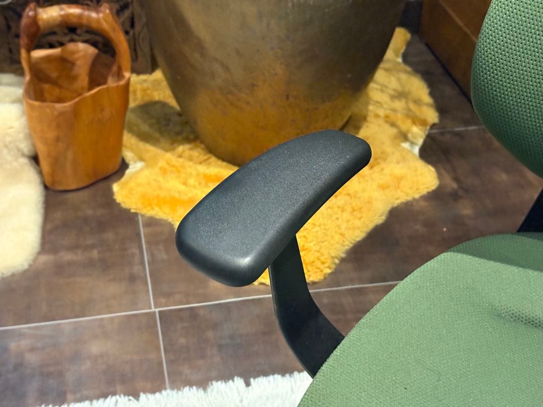 ⑥KOKUYO コクヨ　デスクチェア　オフィスチェア　イングチェア　H